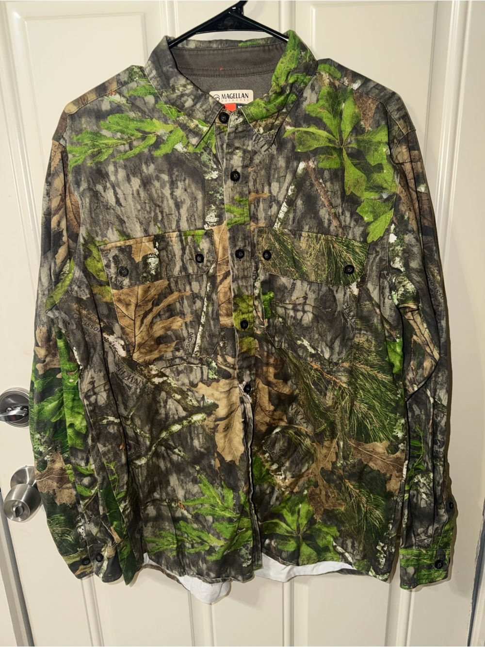 Magellan Outdoors Men’s Camouflage Hunting Shirt Jacket in Green & Brown